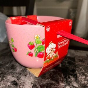 Strawberry Shortcake Pink Bowl